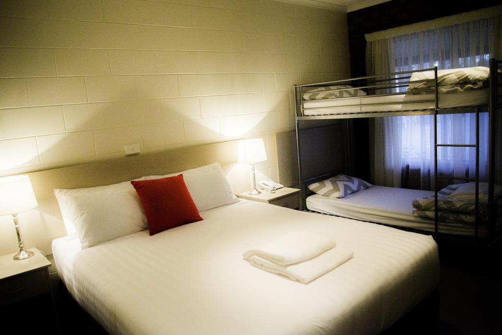 Mildura Riverview Motel Gol Gol Quarto foto