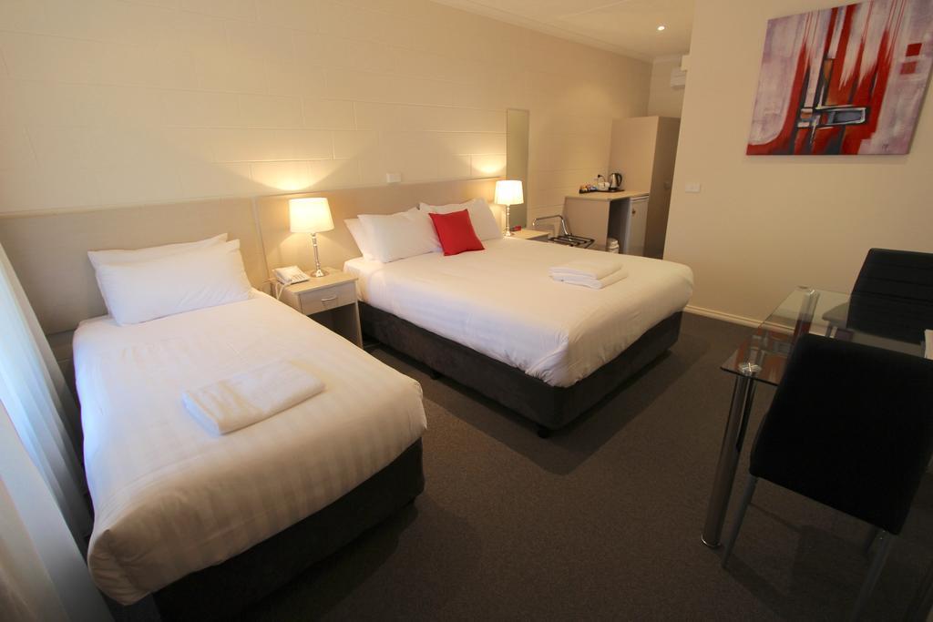 Mildura Riverview Motel Gol Gol Quarto foto